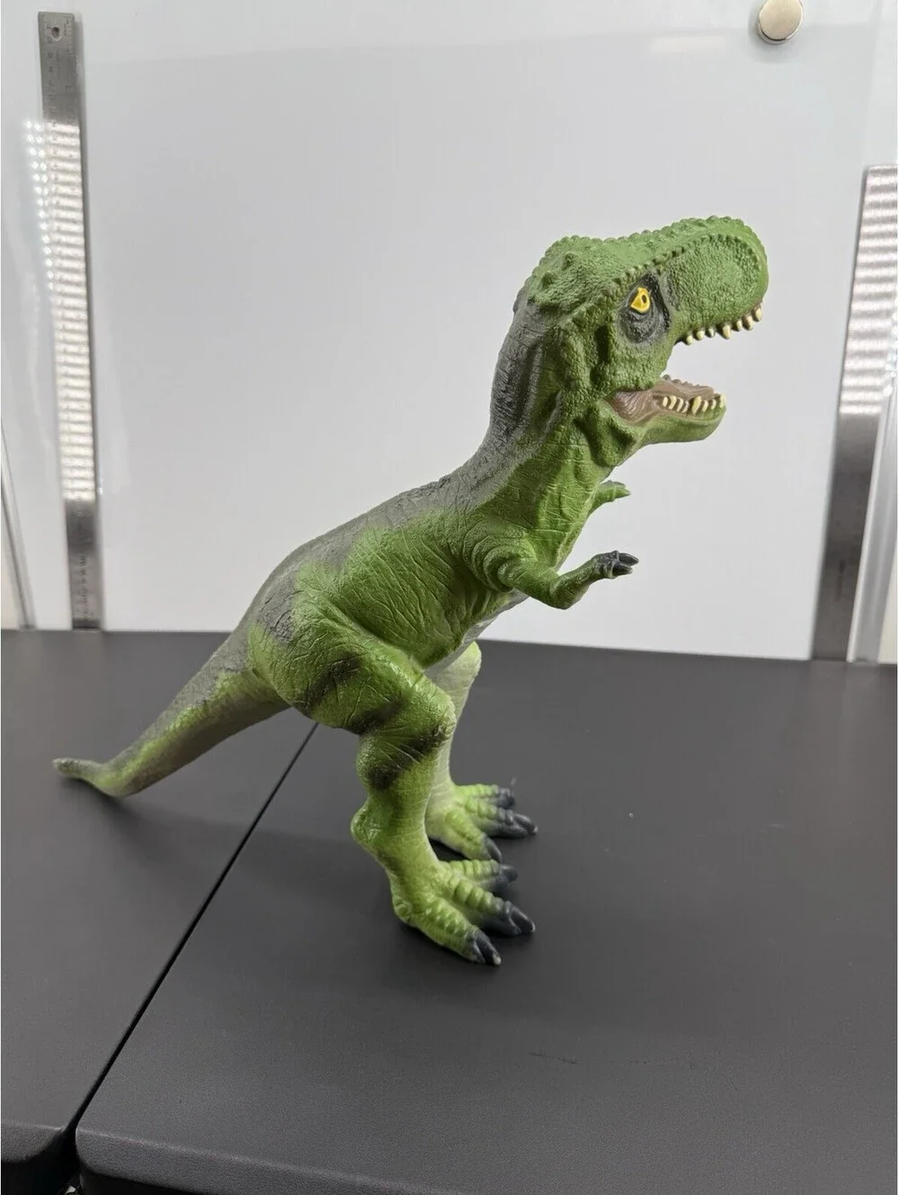 Toys R Us Tyrannosaurus Rex Dinosaur Figure Toy Green Plastic 21” Soft Rubber